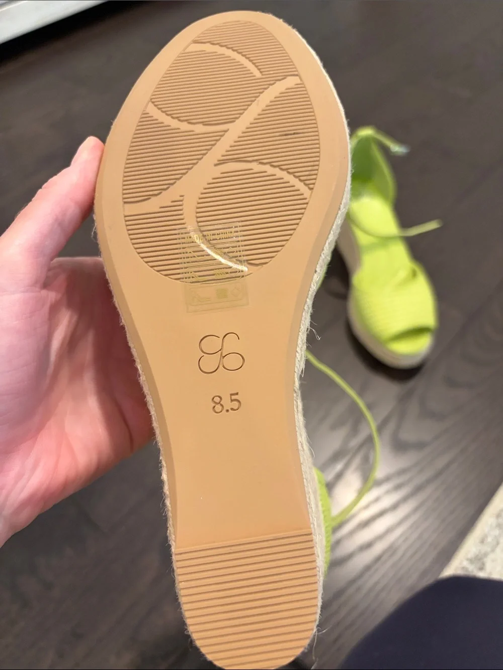Cosy Island lime green wedges size 8.5